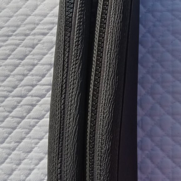 NWT Ariat close contact half chaps style 10004542 size XST - Picture 9 of 12